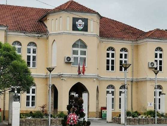 Kosova kërkon reagimin e ndërkombëtarëve ndaj Serbisë për pasivizimin e shqiptarëve në Luginë