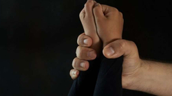 Arrestohet një person në Ferizaj, dyshohet se kanosi me thikë motrën