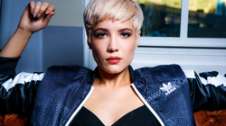 Halsey është bërë nënë për herë të parë