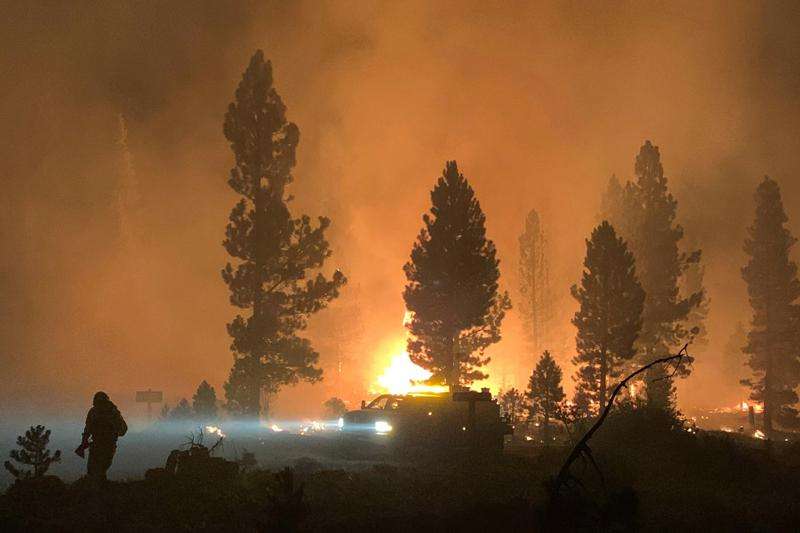 Shteti i Oregonit kërkon ndihmë, zjarret po zgjerohen