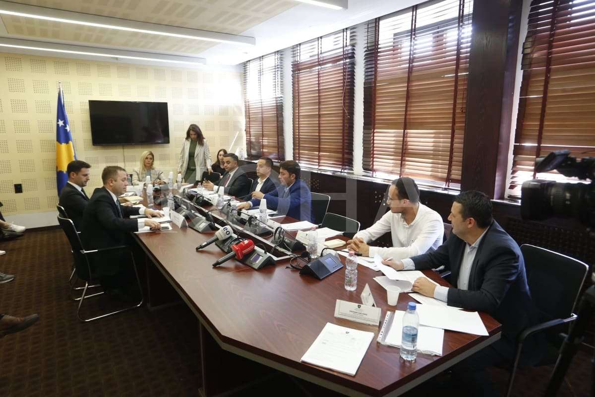 Komisioni për Legjislacion nuk e mbështet raportin me amandamente për projektligjin për rishikim të buxhetit