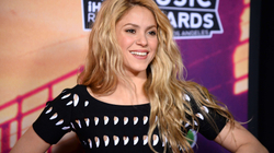 Shakira mundohet t’ua ofrojë djemve të saj një jetë normale