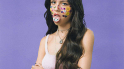 “Sour” albumi debutues i Olivia Rodrigos renditet i pari në toplistën “Billboard”