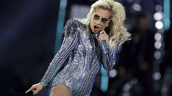 Lady Gaga e shtyn sërish turneun e saj botëror “Chromatica Ball”