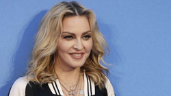 Madonna prezanton fëmijët në ditëlindjen e të atit