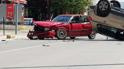 Pesë të lënduar në një aksident mes dy veturave në Prishtinë
