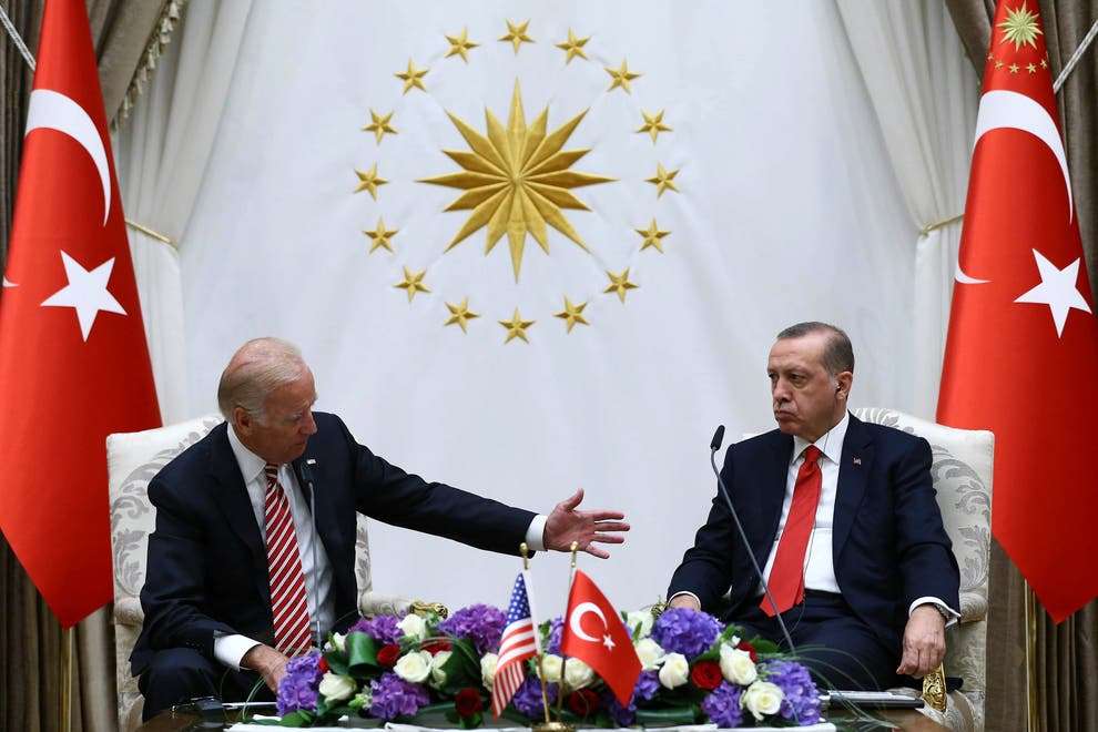Bideni dhe Erdogani takohen në një moment të tensionuar për marrëdhëniet SHBA-Turqi
