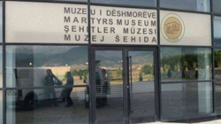 Rregullohen gabimet drejtshkrimore në “Muzeun e Dëshmorëve” në Prizren
