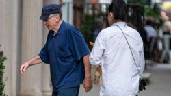 Robert De Niro shihet për herë të parë në publik pas lëndimit