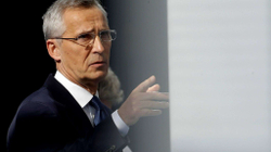 Stoltenberg i bën thirrje Kosovës të “mos marrë hapa të njëanshëm e destabilizues”