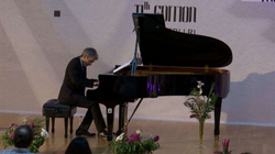 Eksperimenti i pianistit Granjon sjell në Prishtinë botën e Bachut