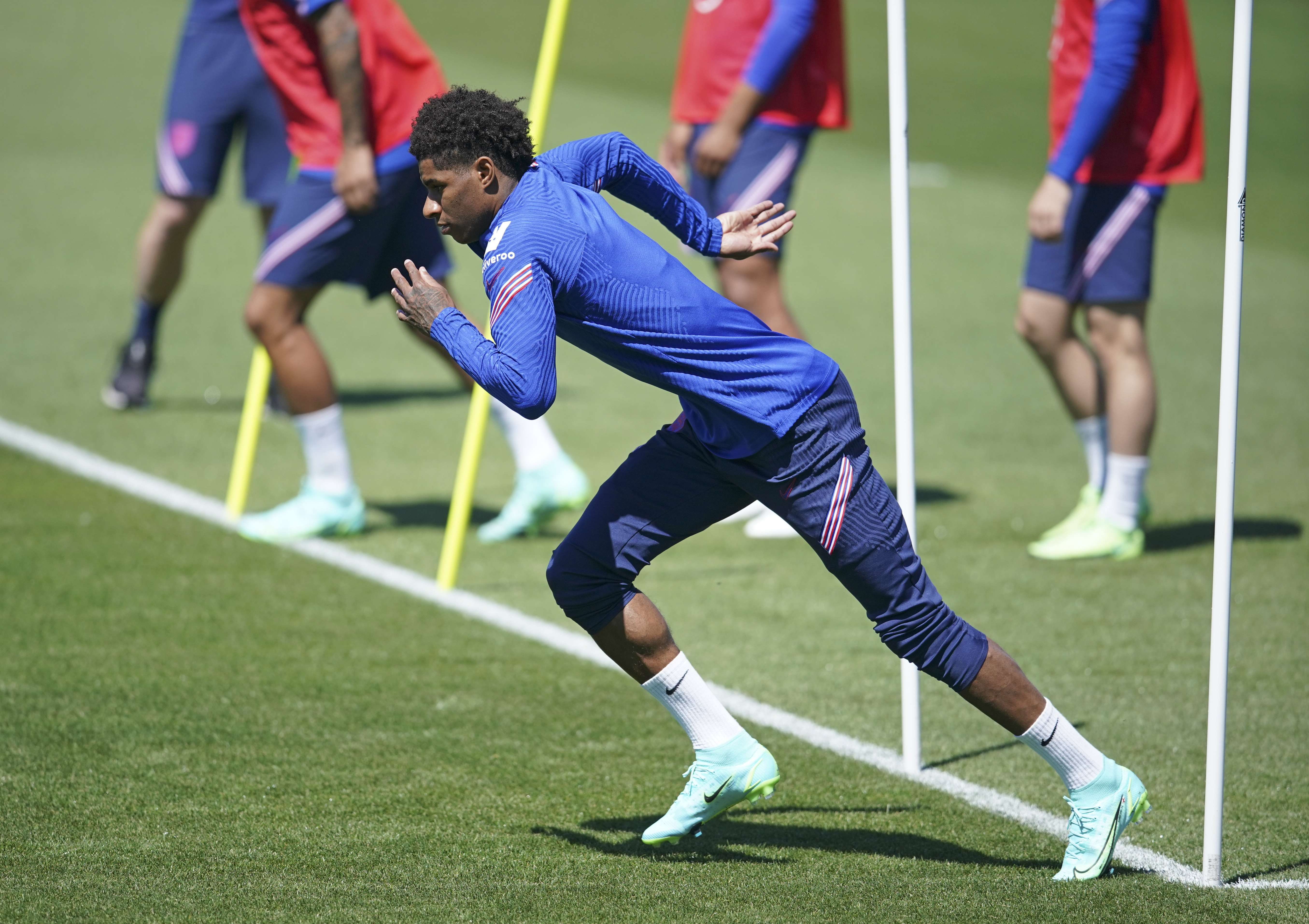 Pasi bëri shumë jashtë fushe, Rashford shpreson ta ndihmojë Anglinë edhe brenda saj