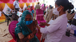 India vaksinoi mbi 8 milionë njerëz për një ditë