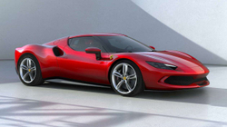 Ferrari lanson modelin 296GTB me 820 kuajfuqi