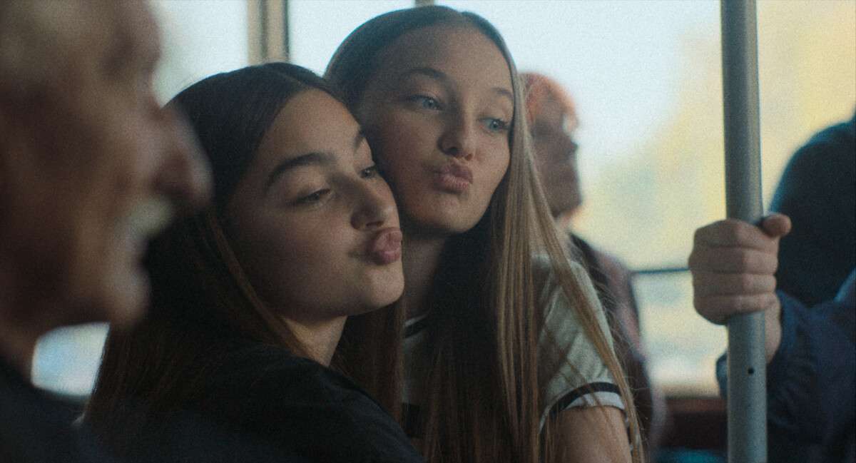 “Sisterhood” e Dina Dumas në Karlovy Vary Film Festival