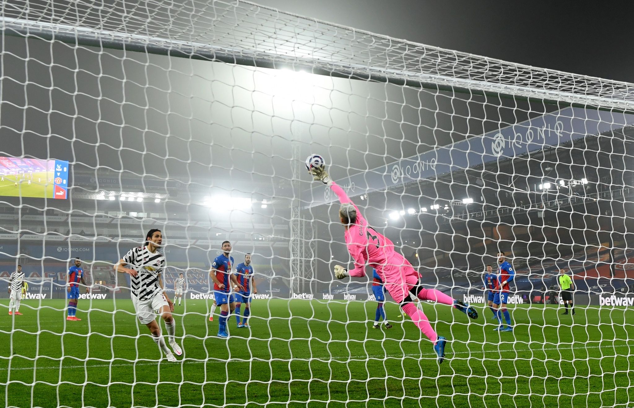 Unitedi barazon pa gola në udhëtim te Crystal Palace 