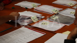 PZAP-ja pezullon gjashtë komisionarë të një vendvotimi në Suharekë, urdhëron rinumërim të votave
