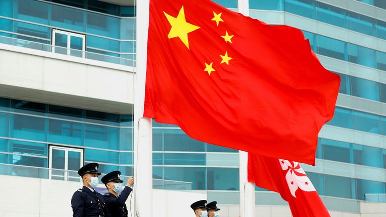 Kina me rezolutë ashpërson kontrollin mbi Hong-Kongun