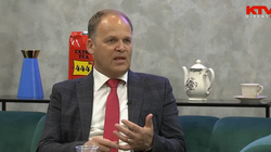Krasniqi: Ne po marrim shtretërit e pacientëve që nuk janë me COVID-19 sa herë që kemi raste të reja