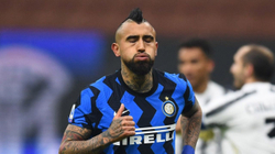 Conte e dëshiron Vidalin te Tottenhami