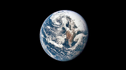 NASA: Toka është e sigurt për 100 vjet nga goditja e asteroidit
