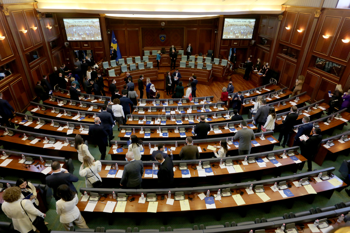 VV-ja i bindet LDK-së, tërheq kërkesën për ndryshime në Ligjin për Zgjedhje