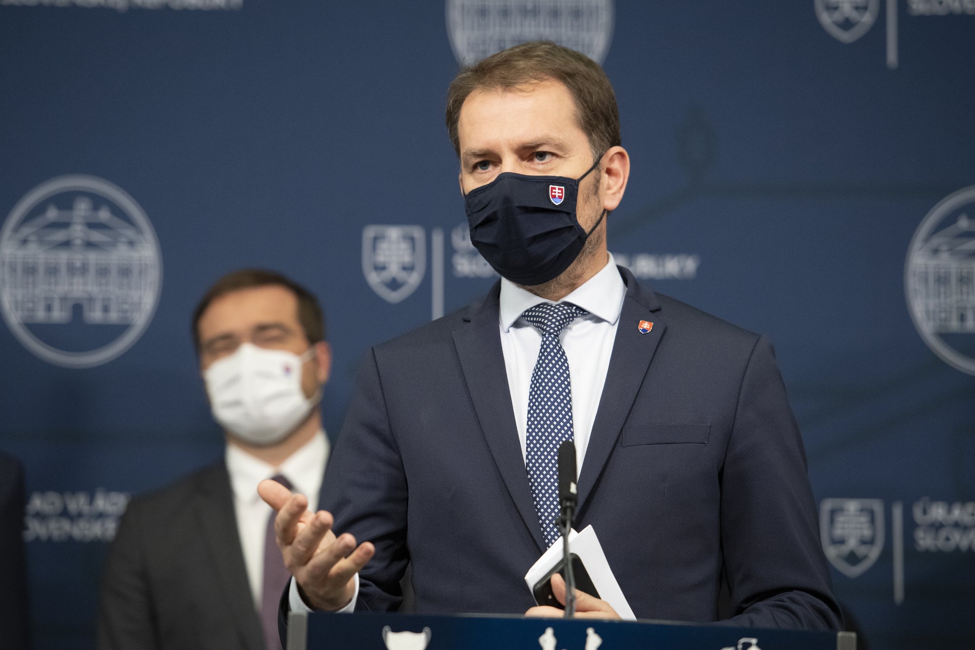 Kryeministri i Sllovakisë paralajmëron dorëheqjen