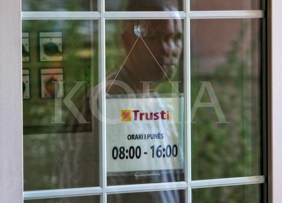 Afro 200 milionë euro u tërhoqën nga 10-përqindëshi