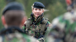 Për herë të parë, në Ushtrinë e Zvicrës do të lejohen të brendshmet për gratë