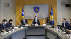 Ringjallja ekonomike me politika sociale