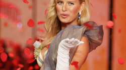 Karolina Kurkova nënë për herë të tretë