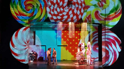 Qena – artisti që solli “yjet dhe hënën” në Teatër