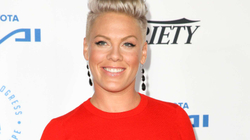 Janë publikuar pamjet e para të dokumentarit “P!NK: All I Know So Far”