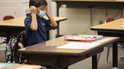  Në disa shkolla në SHBA nuk do të jenë të detyrueshme maskat për nxënësit