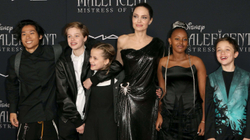 Angelia Jolie e ka të vështirë t’i ndihmojë 6 fëmijët e saj me detyrat e shtëpisë