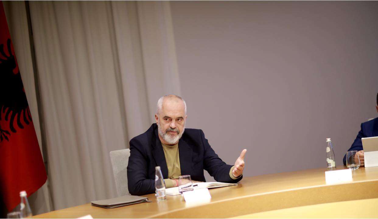 Shqipëria kryen mbi 770 mijë vaksinime, Rama: Nesër priten edhe 11.700 doza “Pfizer”