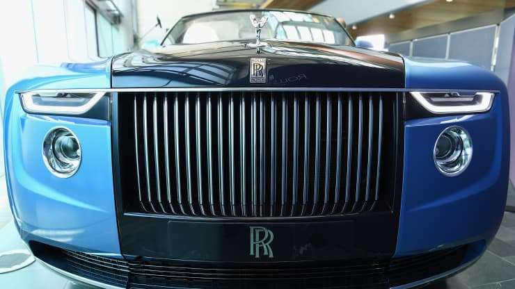 Rolls-Royce Announces Its Coachbuild Division With the Stunning