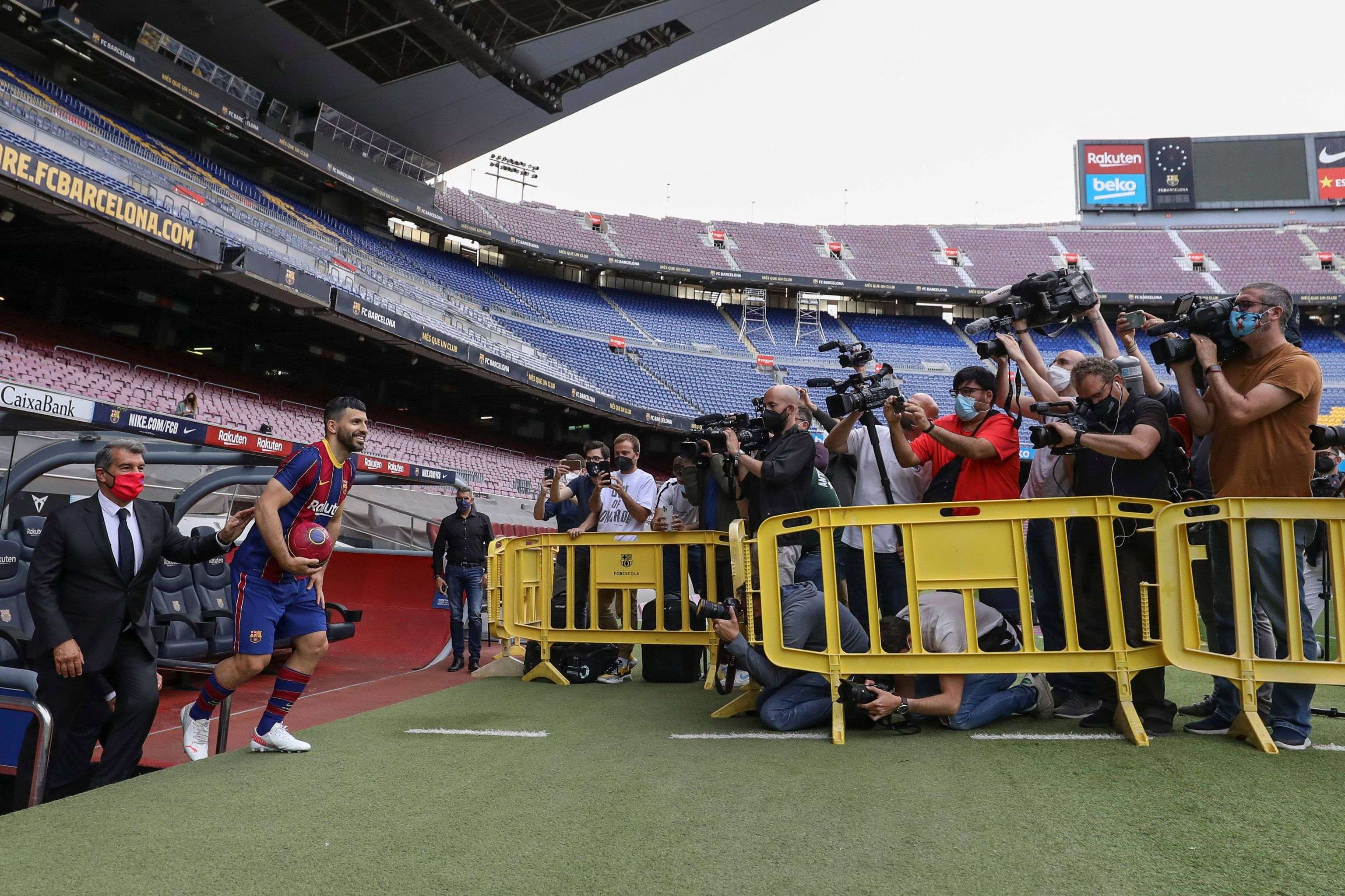 Aguero beson se do të luajë përkrah Messit te Barcelona
