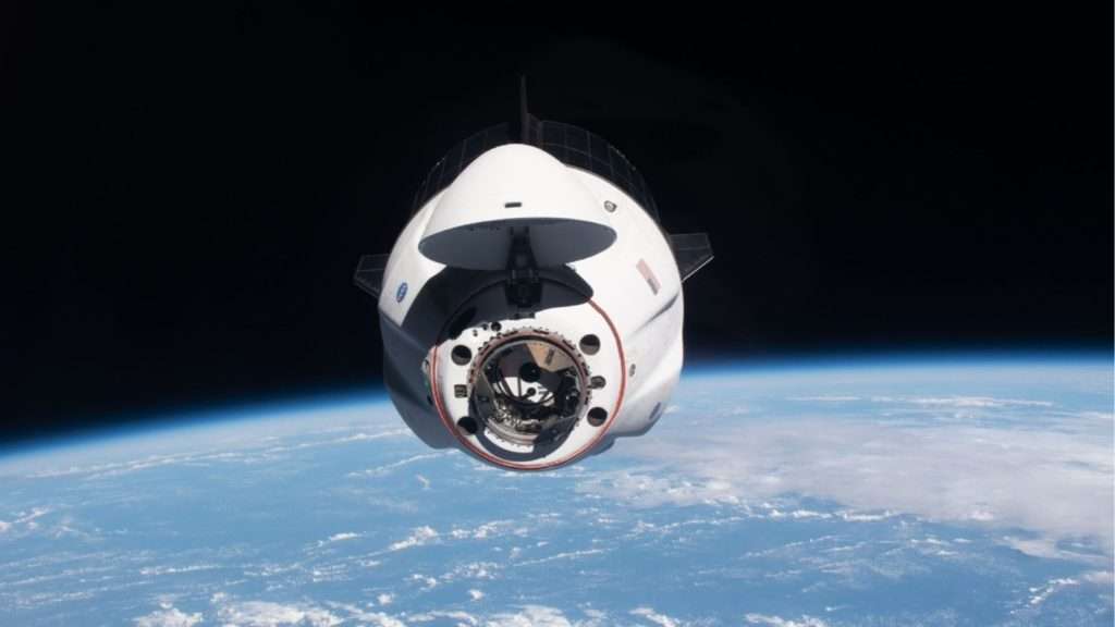 Prishet tualeti i anijes kozmike, astronautët duhet të mbajnë veshje speciale gjatë kthimit në Tokë