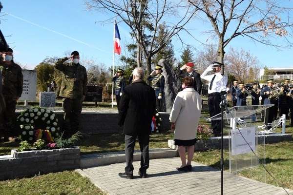 ​Ambasadorja franceze: Dialogu Kosovë-Serbi, forma e vetme për t’u arritur pajtimi