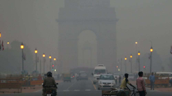 Shkollat në Delhi mbyllen për një javë për shkak të krizës me ndotjen e ajrit