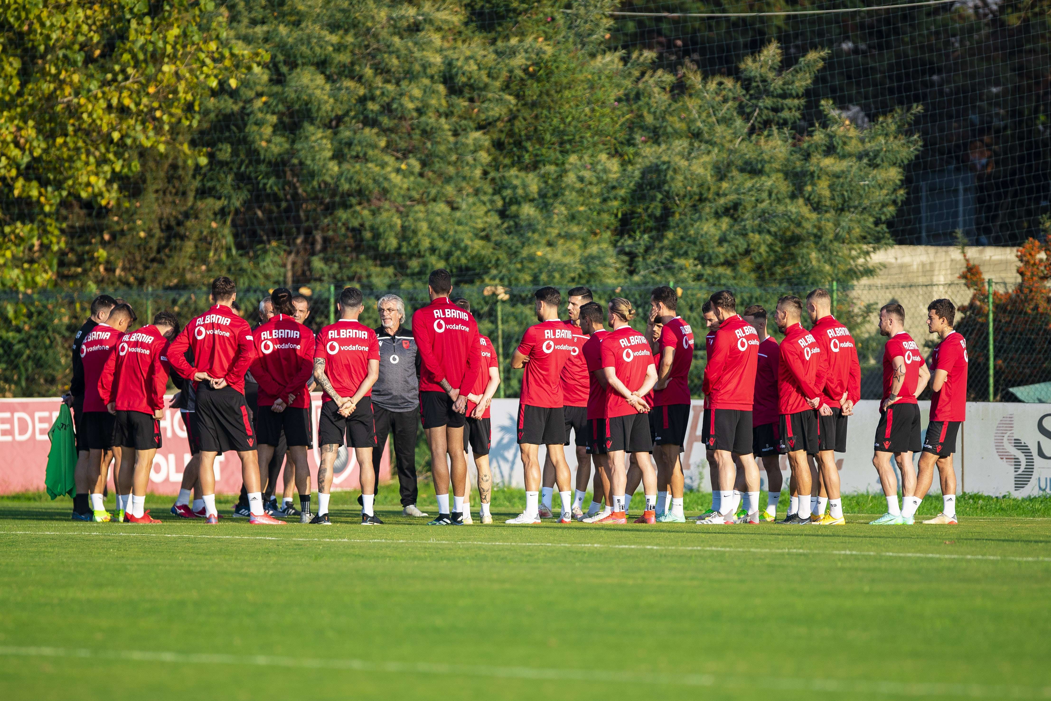Shqipëria synon t’i mbyllë me fitore eliminatoret