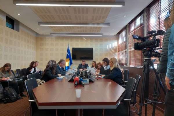 Miratohet marrëveshja për rialokimin e 1.5 milionë euro për ndërrimin e filtrave në “Kosova B”