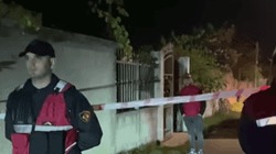 Trupi i një 8-vjeçari në Fier gjendet i mbuluar me baltë, arrestohet personi që dyshohet se e rrëmbeu
