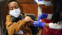 Brenda dy javësh, SHBA-ja vaksinoi rreth 10% të fëmijëve të moshave 5-11 vjeç