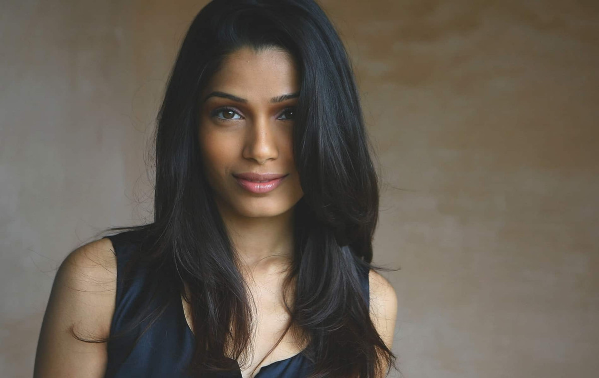 Freida Pinto est devenue maman pour la première fois - KOHA.net