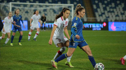 Në festën e shqiptarëve, lojtarja e Bundesligës flet për duelin Kosovë – Shqipëri
