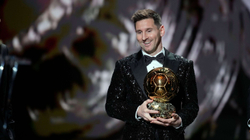 Messi e Lewandowski në sallën ku mbahet ceremonia “Topi i Artë” 