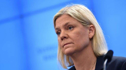 Kryeministrja e parë në Suedi rikthehet pasi dha dorëheqjen