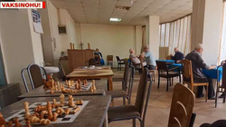 Pensionistët insistojnë në ndërtimin më të shpejtë të objektit në Ferizaj